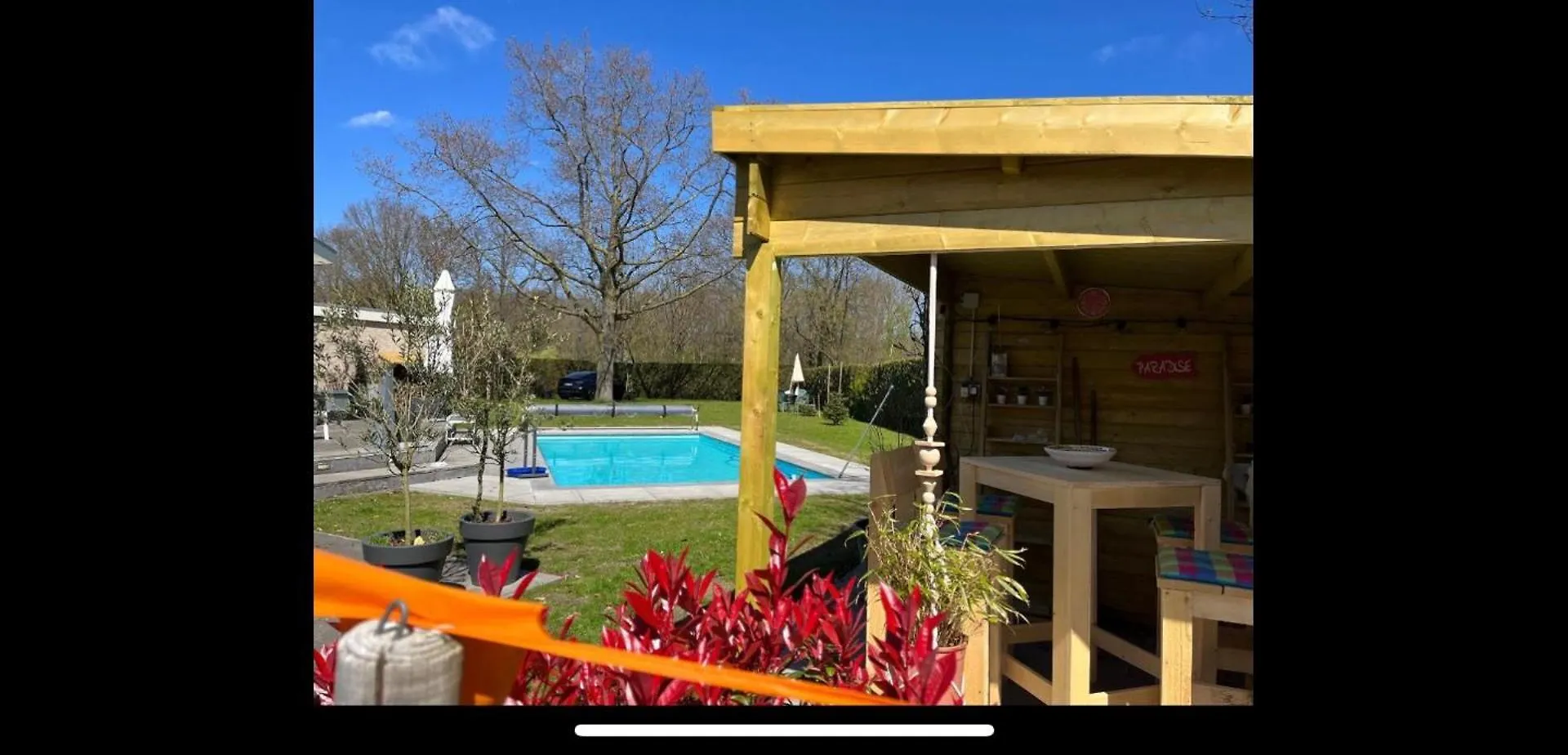B&B Maison Saint Tropez 에인트호번