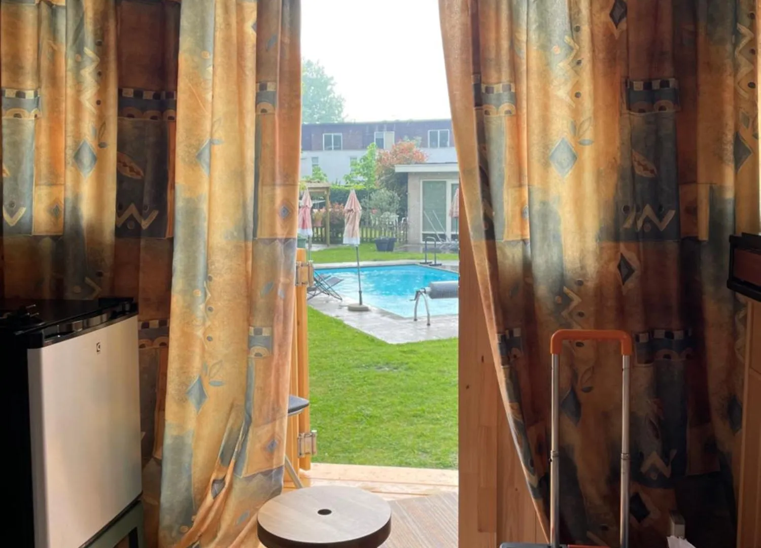 B&B Maison Saint Tropez 에인트호번 2*,  네덜란드