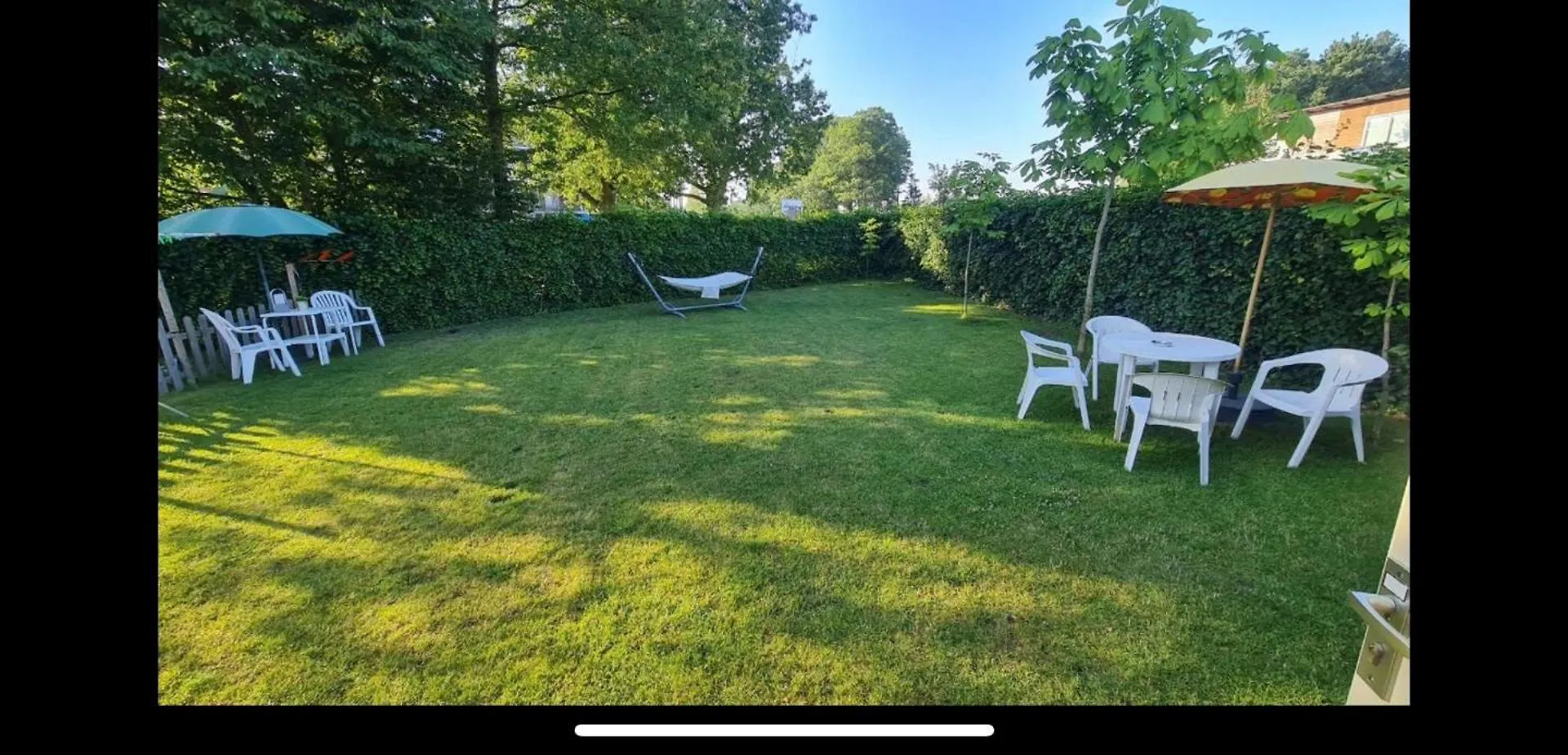 B&B Maison Saint Tropez 에인트호번 네덜란드