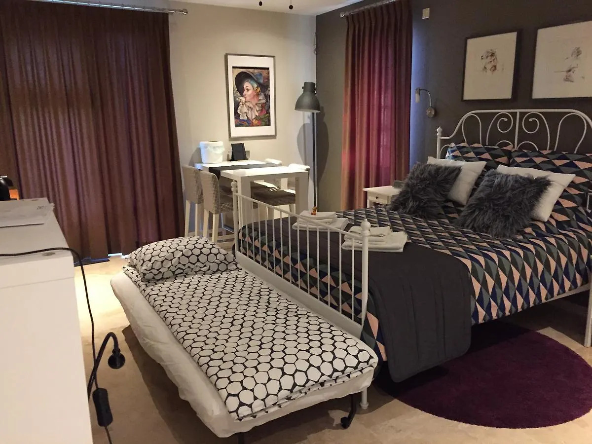 B&B Maison Saint Tropez 에인트호번